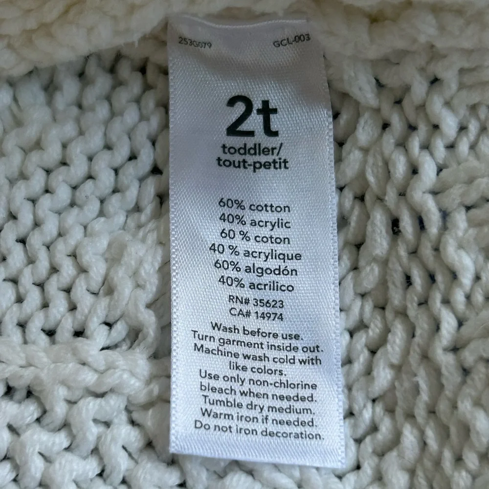 Carter’s 2T Sleeved Cable Knit Poncho with Fold Over Turtleneck Cotton Blend EUC